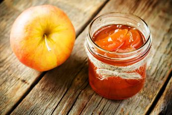 Apple cognac jam