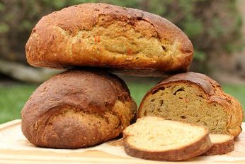 Rye carrot buns